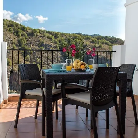 Quiet House In Village Center With Mountains Views Holiday home *
